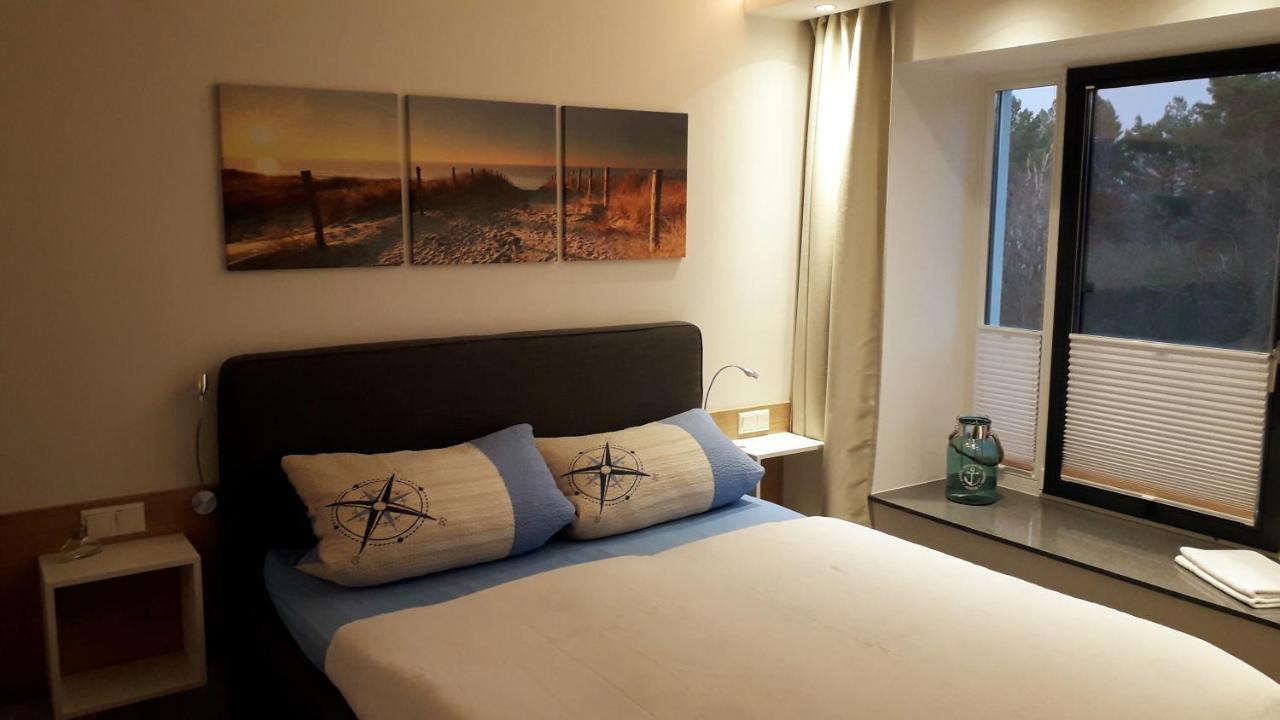 Ankerplatz Am Suedstrand, Fewo Mit 2 Schlafzimmer Und Eigenen Strandkorb Binz Exteriör bild